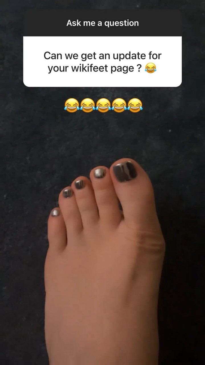 Jessie J Feet